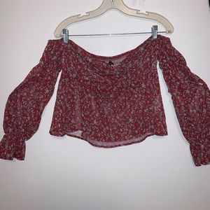 Off the shoulder dainty flower top